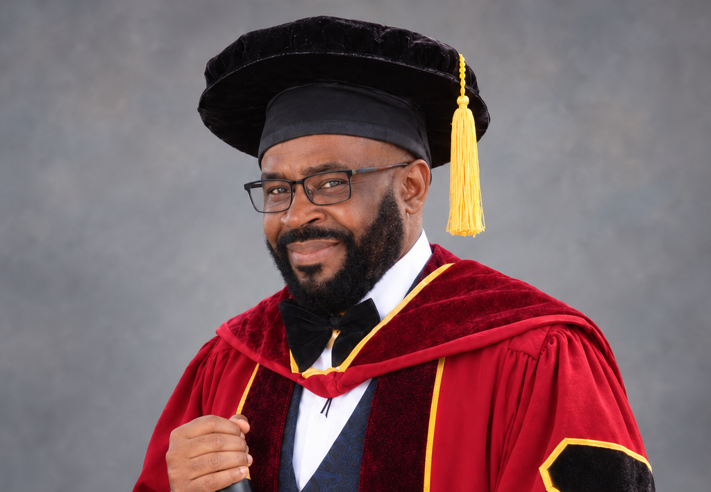 Dr John Alpha Arufandika